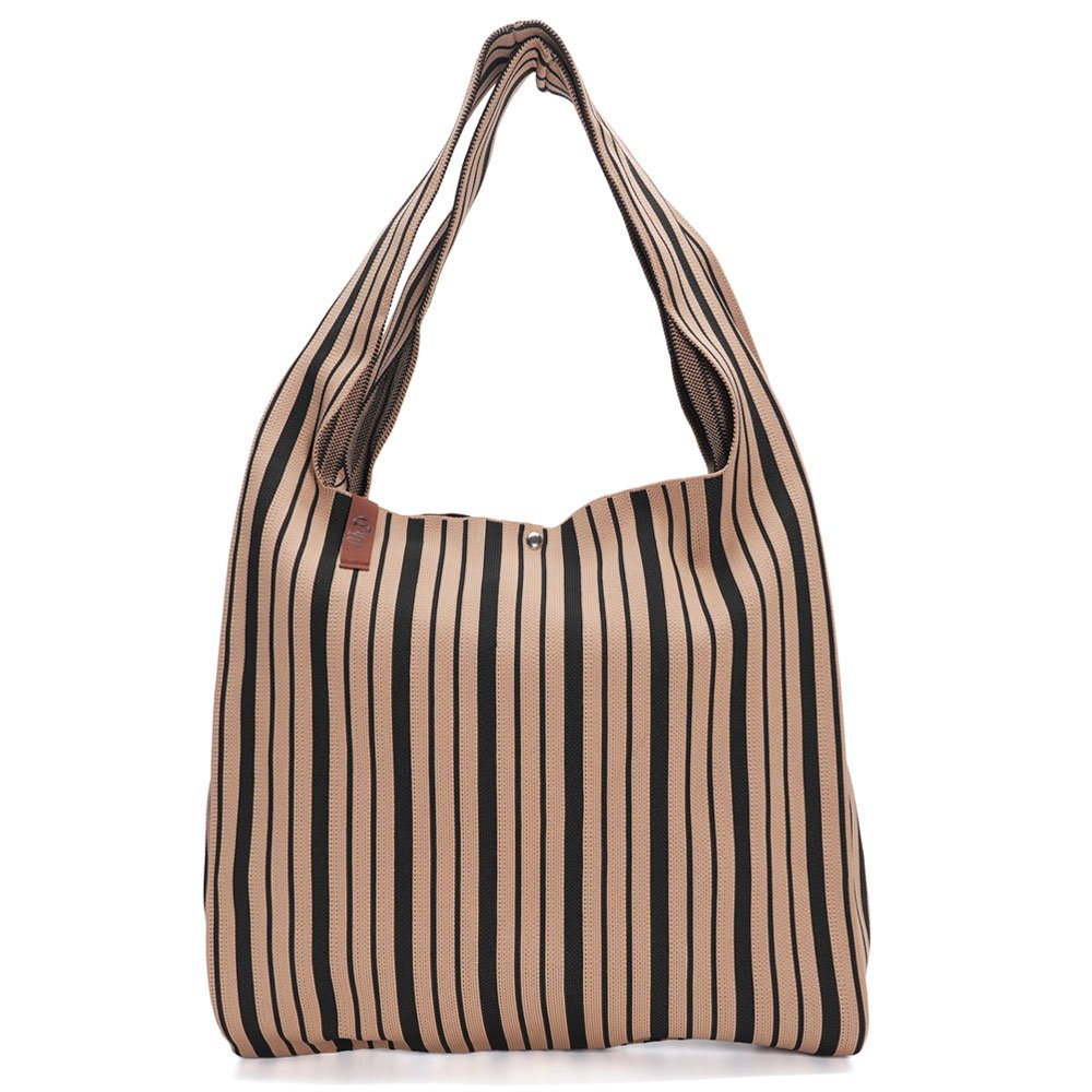 Lot83 Shopper Lois