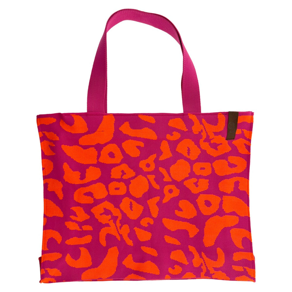 Lot83 Shopper Lara