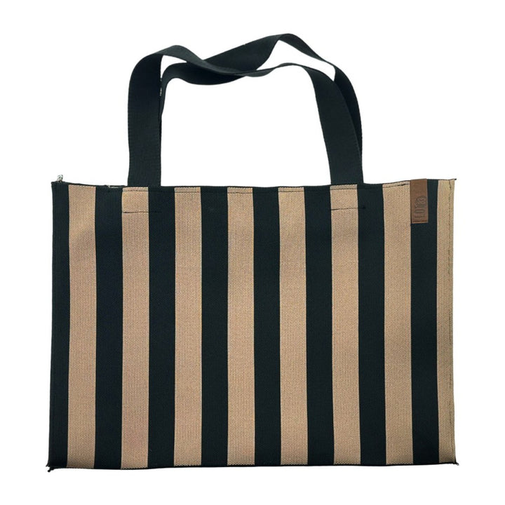 Lot83 Shopper Lara