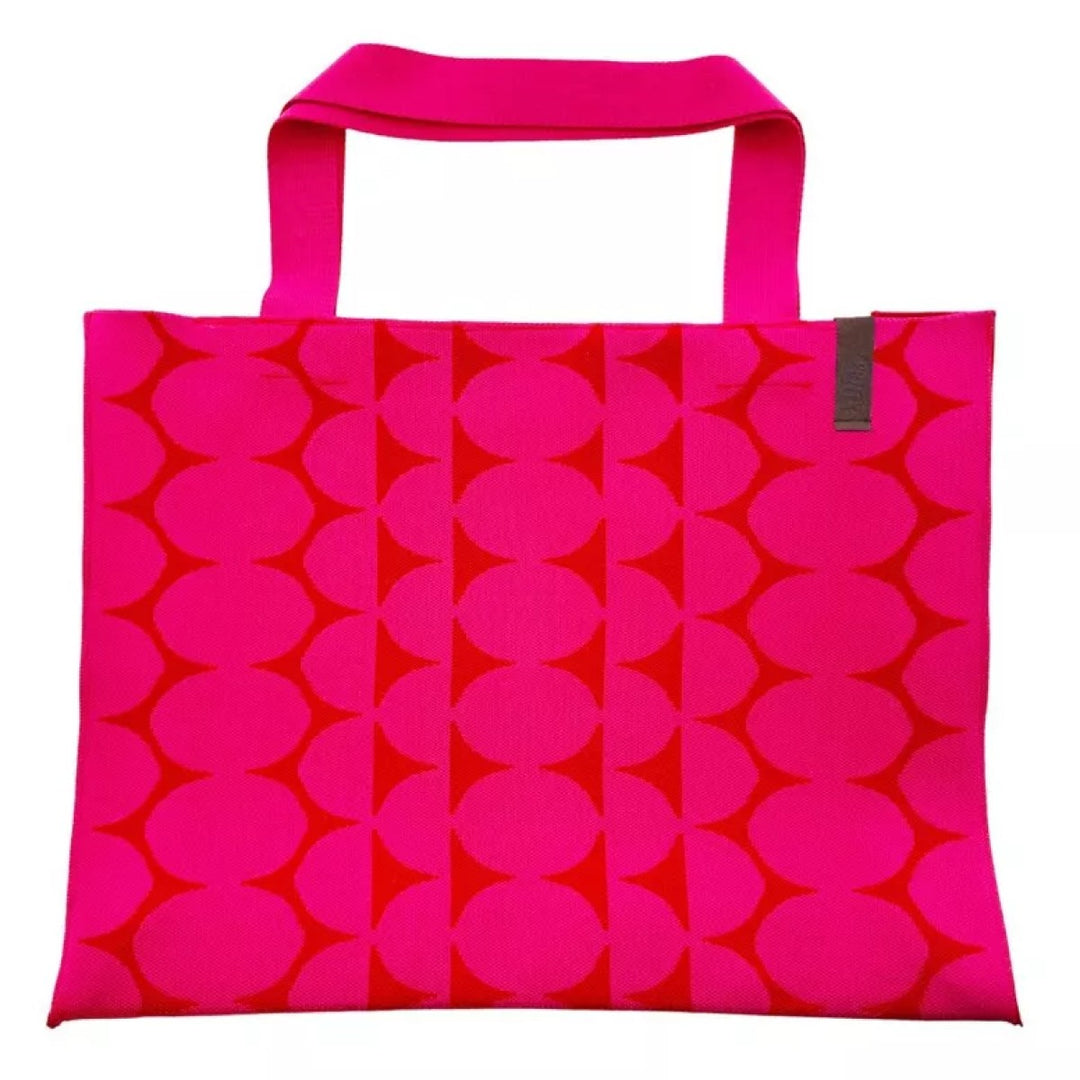 Lot83 Shopper Lara