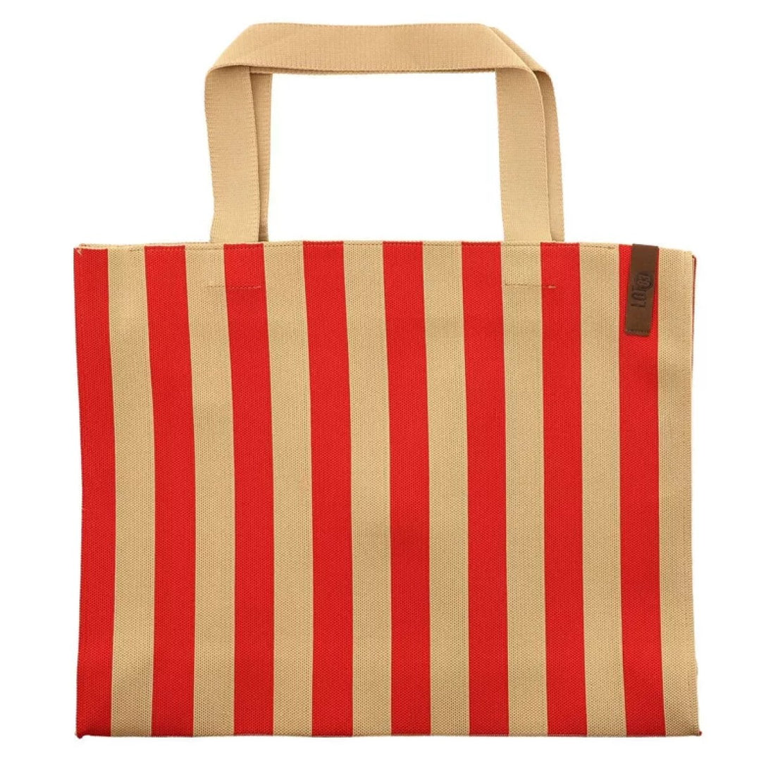 Lot83 Shopper Lara
