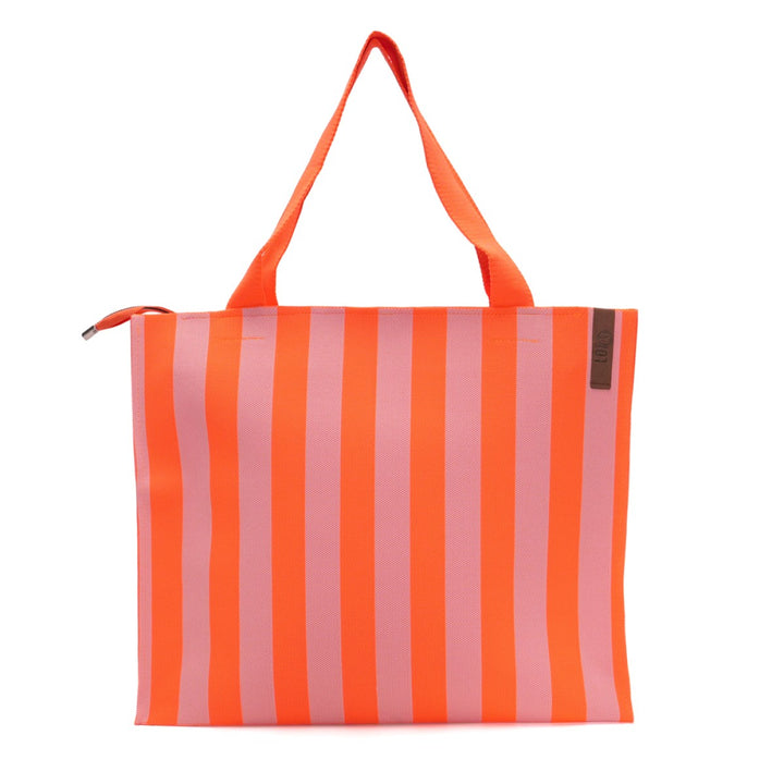 Lot83 Shopper Lara