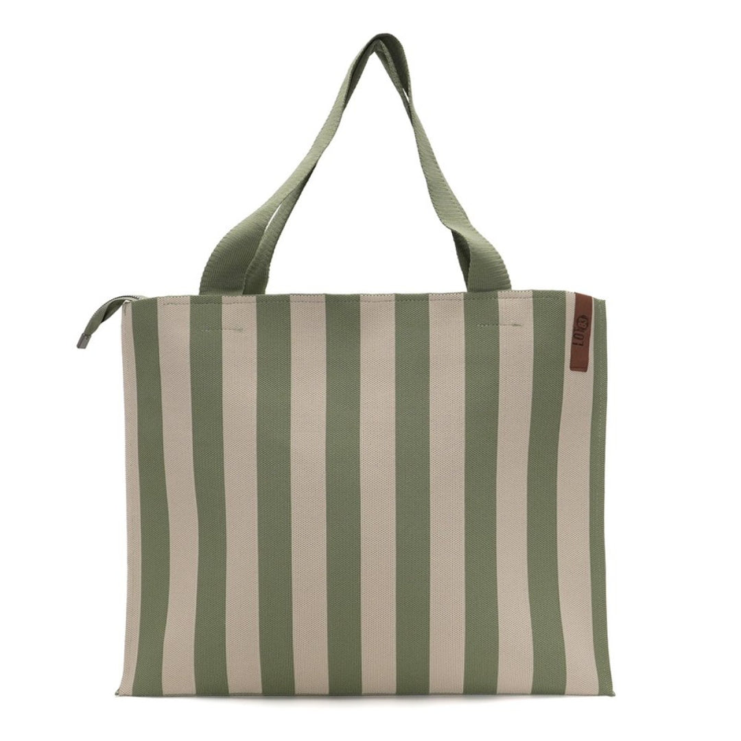 Lot83 Shopper Lara