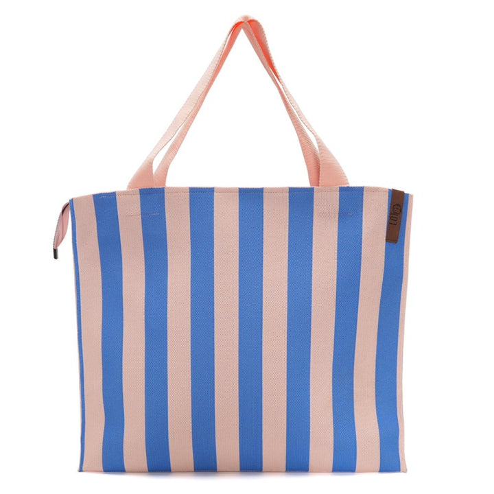 Lot83 Shopper Lara