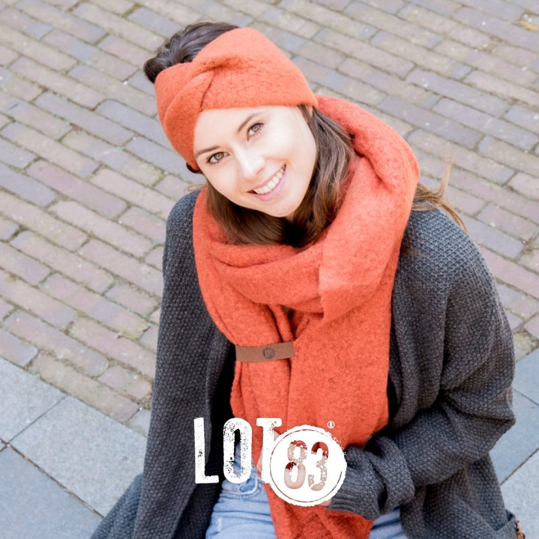 Lot83 Sjaal Fem