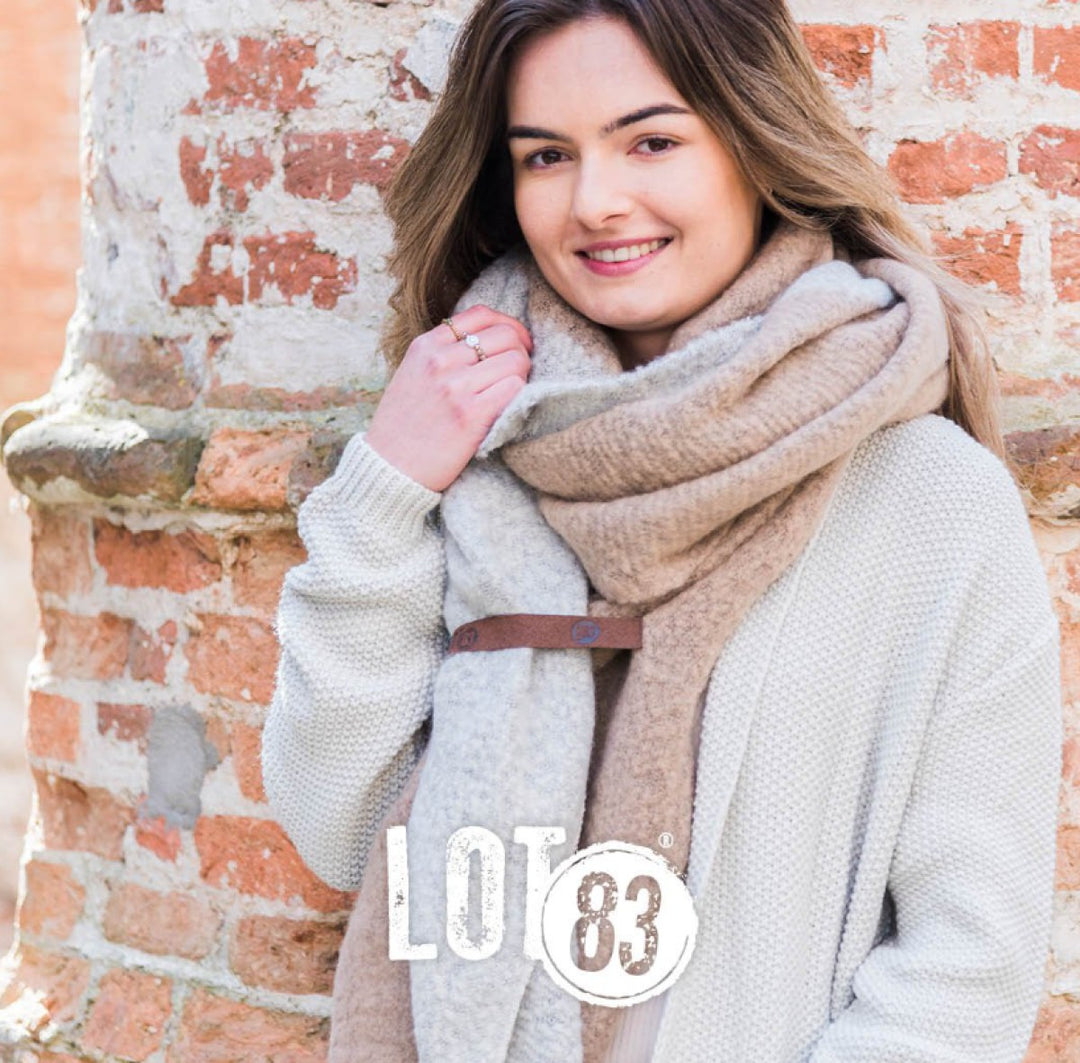 Lot83 Sjaal Fem Twin