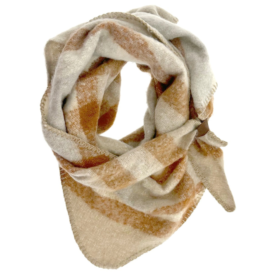 Lot83 Sjaal Nina Ruit Almond
