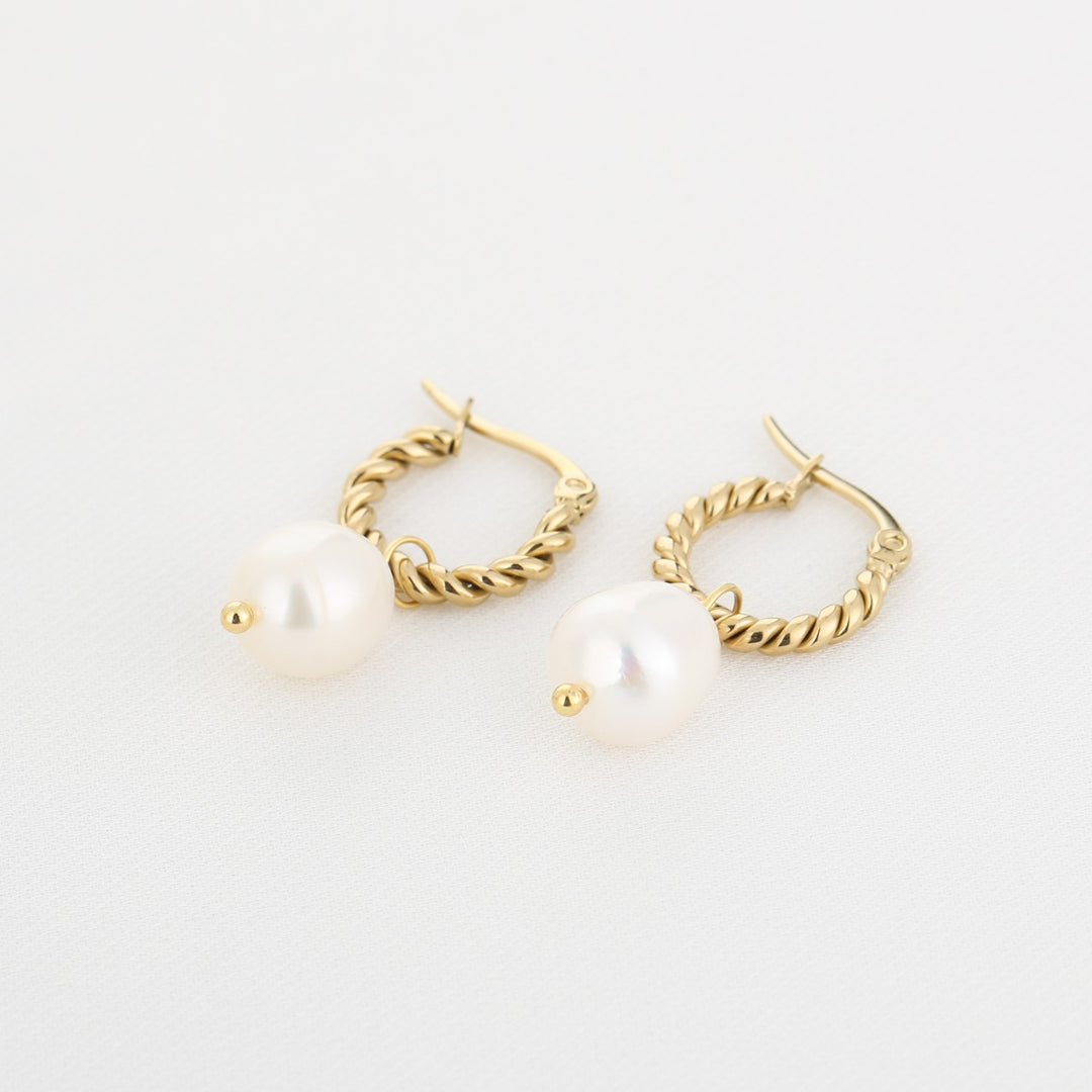 Oorbellen Twisted Pearl Goud