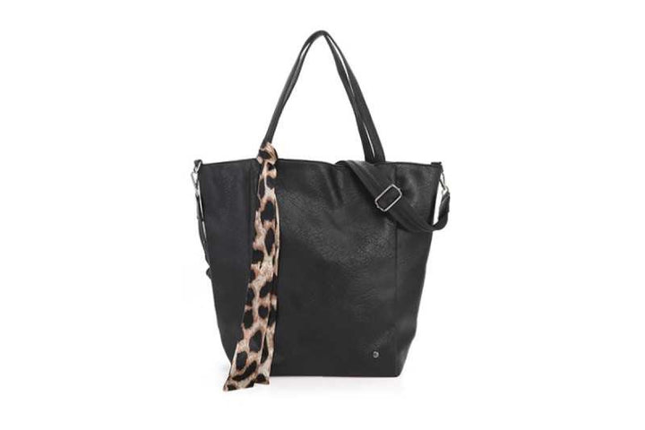 Shopper Macon