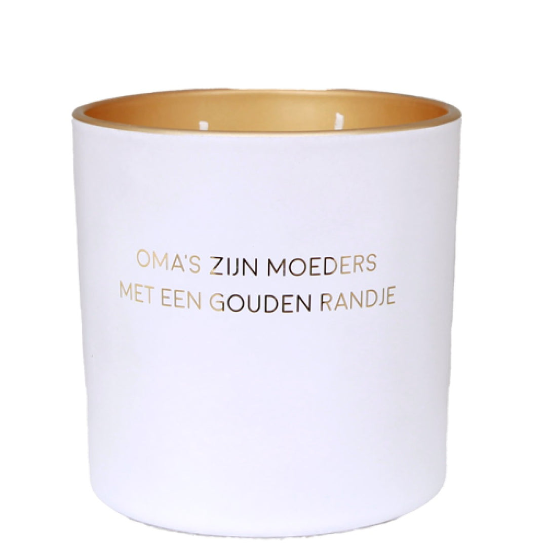 Sojakaars Oma S Zijn Moeders Met een Gouden Randje