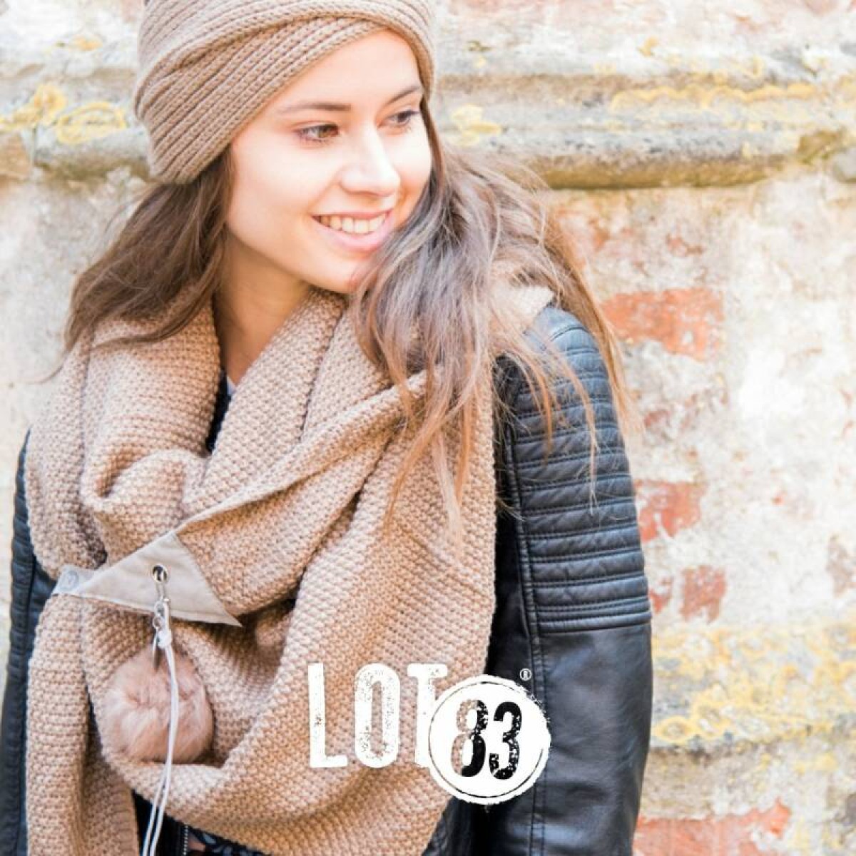 Lot83 Sjaal Jo Taupe